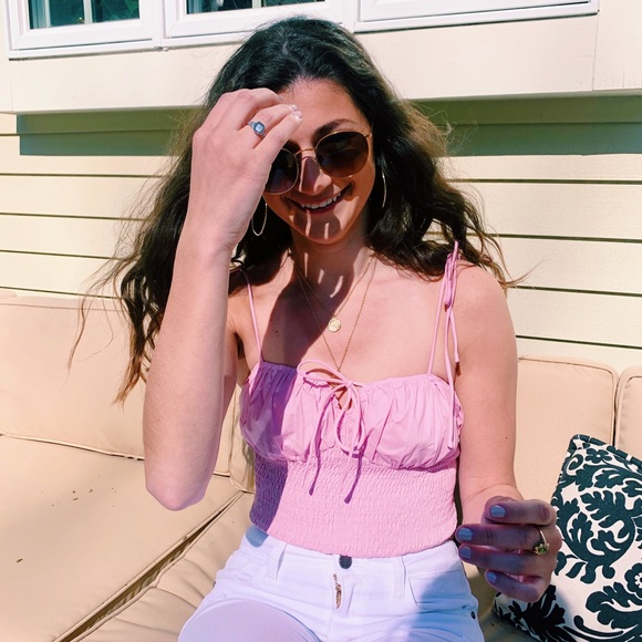 Meet your Posher, Lexi - Picture 2 of 2